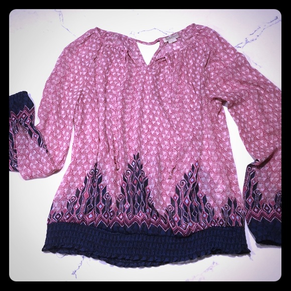 Lucky Brand Tops - Lucky Brand 🍀 long sleeved blouse